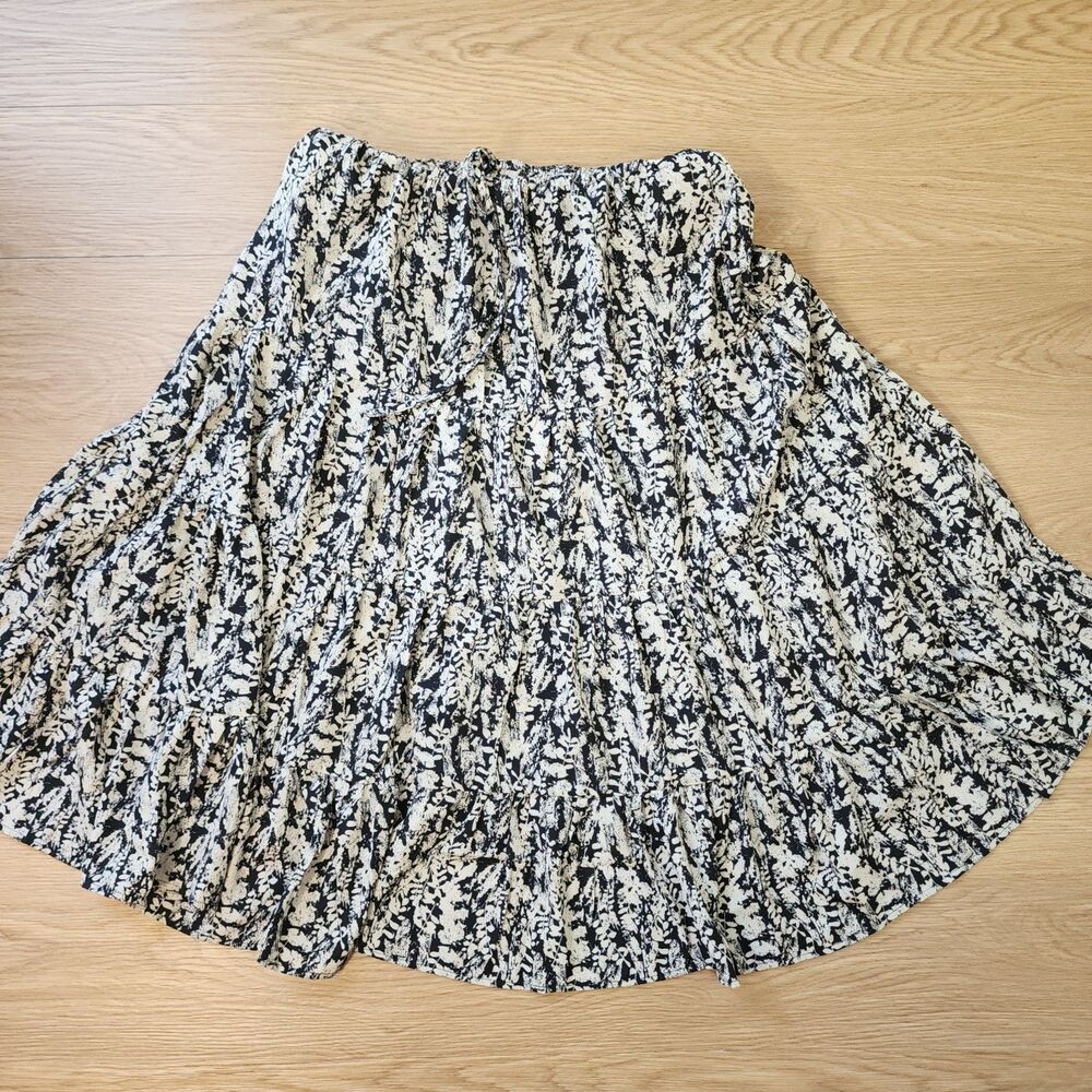 Hayden Los Angeles Floral Geo Print Maxi Skirt Medium Elastic Waist Tan Black